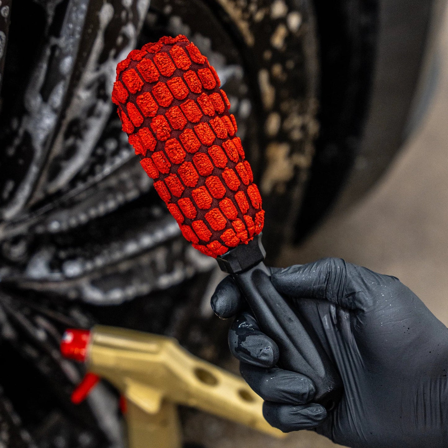 Wheel & Tire PRO Kit - Cleaner & Wax & Applicators Wheels